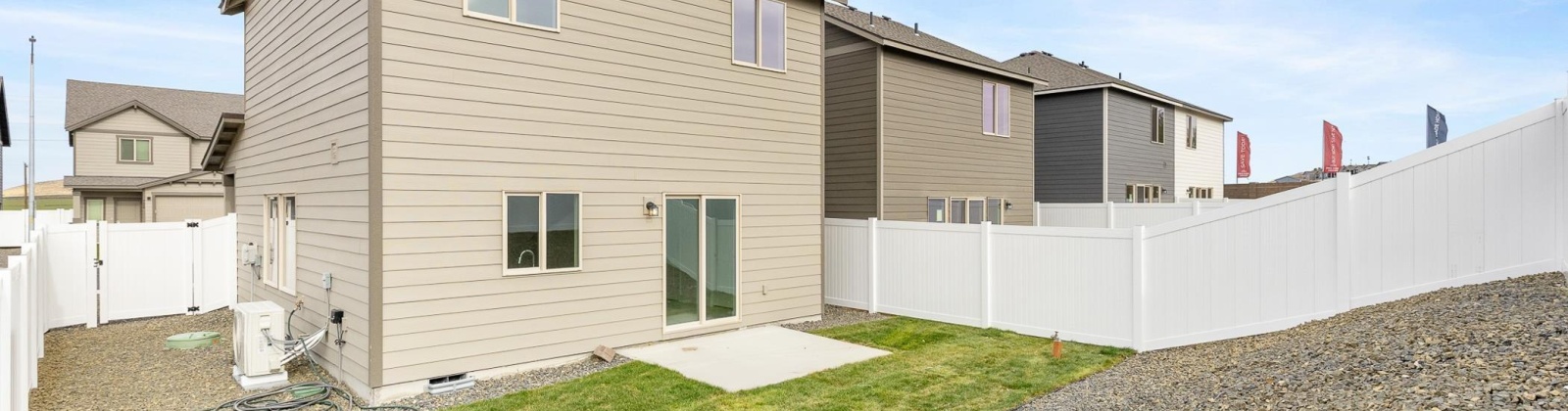 Grapevine Ct, West Richland, Washington 99353, 3 Bedrooms Bedrooms, 0 ,3 BathroomsBathrooms,Condos/townhomes,For Sale,Grapevine Ct,0,290582