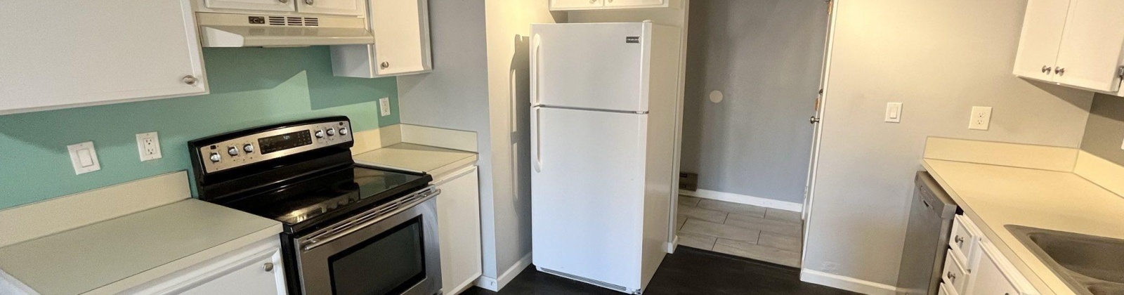 Hood Ave, Kennewick, Washington 99336, 3 Bedrooms Bedrooms, 0 ,2 BathroomsBathrooms,Condos/townhomes,For Rent,Hood Ave,0,290606