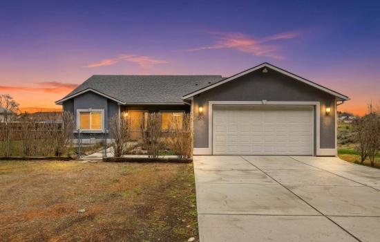 45th Ave, Kennewick, Washington 99337, 3 Bedrooms Bedrooms, 0 ,2 BathroomsBathrooms,Houses,For Sale,45th Ave,0,290603