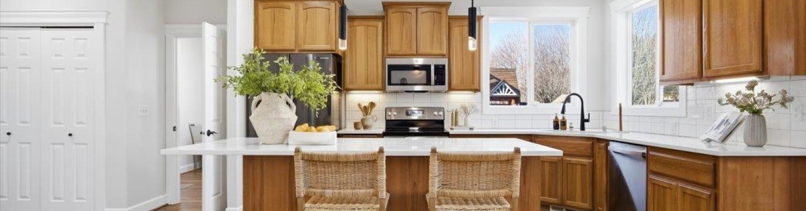 4th Pl, Kennewick, Washington 99336, 4 Bedrooms Bedrooms, 0 ,3 BathroomsBathrooms,Houses,For Sale,4th Pl,0,290617