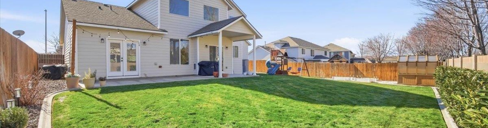 4th Pl, Kennewick, Washington 99336, 4 Bedrooms Bedrooms, 0 ,3 BathroomsBathrooms,Houses,For Sale,4th Pl,0,290617