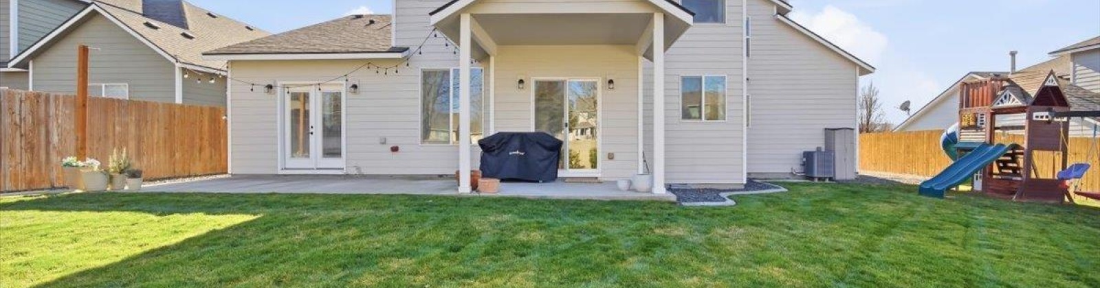 4th Pl, Kennewick, Washington 99336, 4 Bedrooms Bedrooms, 0 ,3 BathroomsBathrooms,Houses,For Sale,4th Pl,0,290617