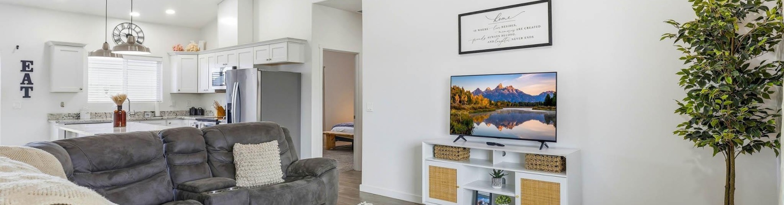 Helena Street, Pasco, Washington 99301, 4 Bedrooms Bedrooms, 0 ,2 BathroomsBathrooms,Houses,For Sale,Helena Street,0,290614