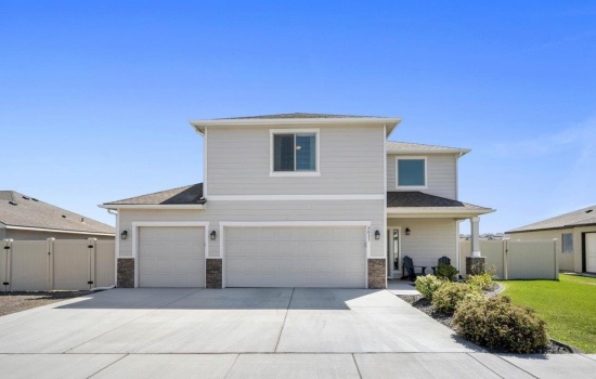32nd Ave, Kennewick, Washington 99338, 3 Bedrooms Bedrooms, 0 ,3 BathroomsBathrooms,Houses,For Sale,32nd Ave,0,290612