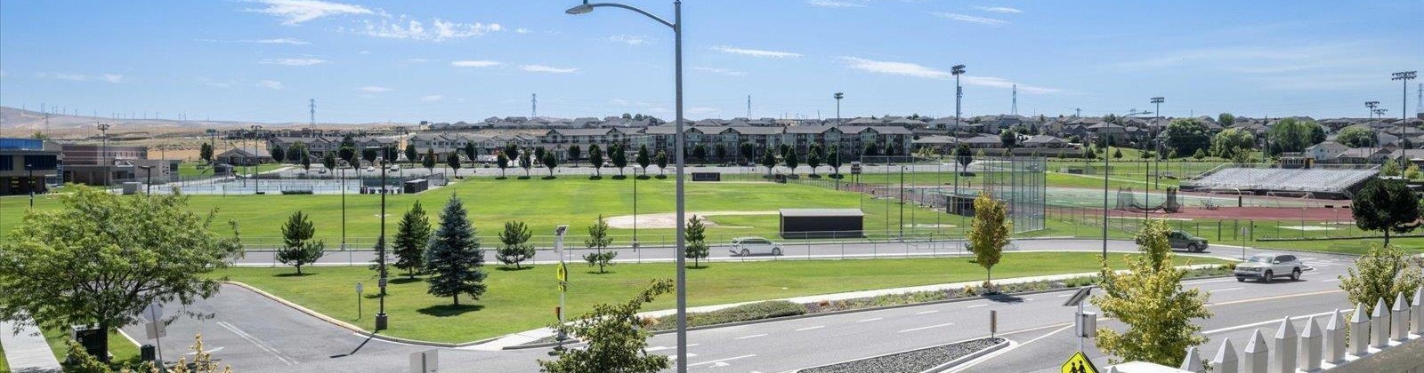 32nd Ave, Kennewick, Washington 99338, 3 Bedrooms Bedrooms, 0 ,3 BathroomsBathrooms,Houses,For Sale,32nd Ave,0,290612