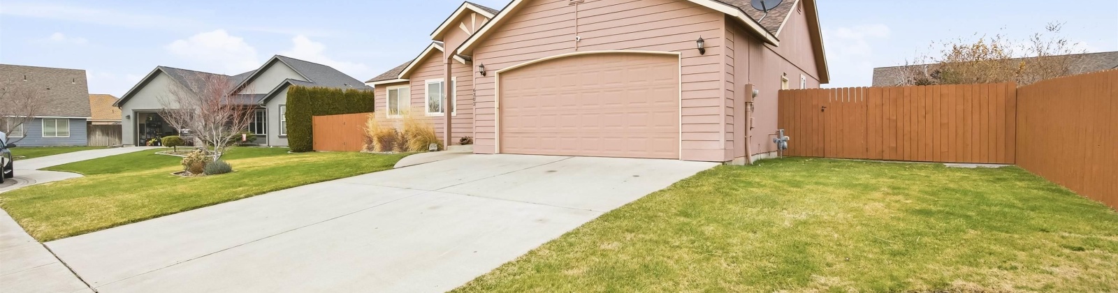 Osburn Ct, West Richland, Washington 99353, 3 Bedrooms Bedrooms, 0 ,2 BathroomsBathrooms,Houses,For Sale,Osburn Ct,0,290608