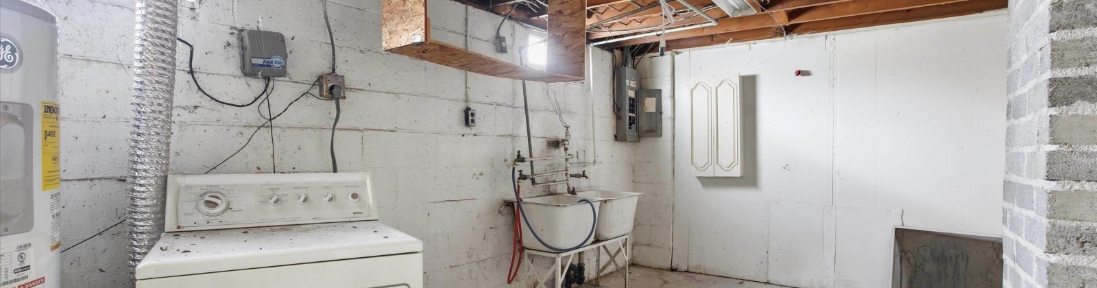 Douglass Ave, Richland, Washington 99352, 5 Bedrooms Bedrooms, 0 ,2 BathroomsBathrooms,Multi-family,For Sale,Douglass Ave,0,290638