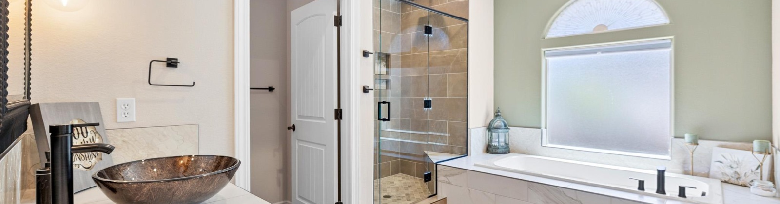 43rd Avenue, Kennewick, Washington 99337, 3 Bedrooms Bedrooms, 0 ,4 BathroomsBathrooms,Houses,For Sale,43rd Avenue,0,290635