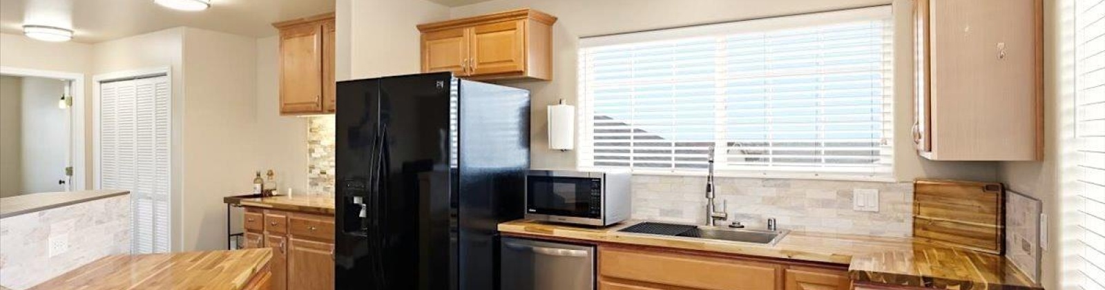 Canyon Ave, Kennewick, Washington 99336, 4 Bedrooms Bedrooms, 0 ,3 BathroomsBathrooms,Houses,For Sale,Canyon Ave,0,290634