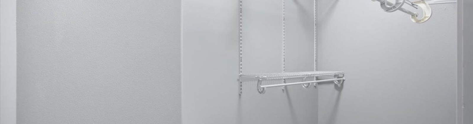 Canyon Ave, Kennewick, Washington 99336, 4 Bedrooms Bedrooms, 0 ,3 BathroomsBathrooms,Houses,For Sale,Canyon Ave,0,290634