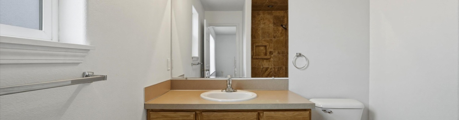 Ela Loop, Grandview, Washington 98930, 3 Bedrooms Bedrooms, 0 ,2 BathroomsBathrooms,Houses,For Sale,Ela Loop,0,290629