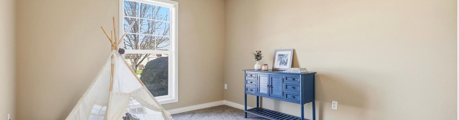 17th Ave, Kennewick, Washington 99338, 3 Bedrooms Bedrooms, 0 ,2 BathroomsBathrooms,Houses,For Sale,17th Ave,0,290626