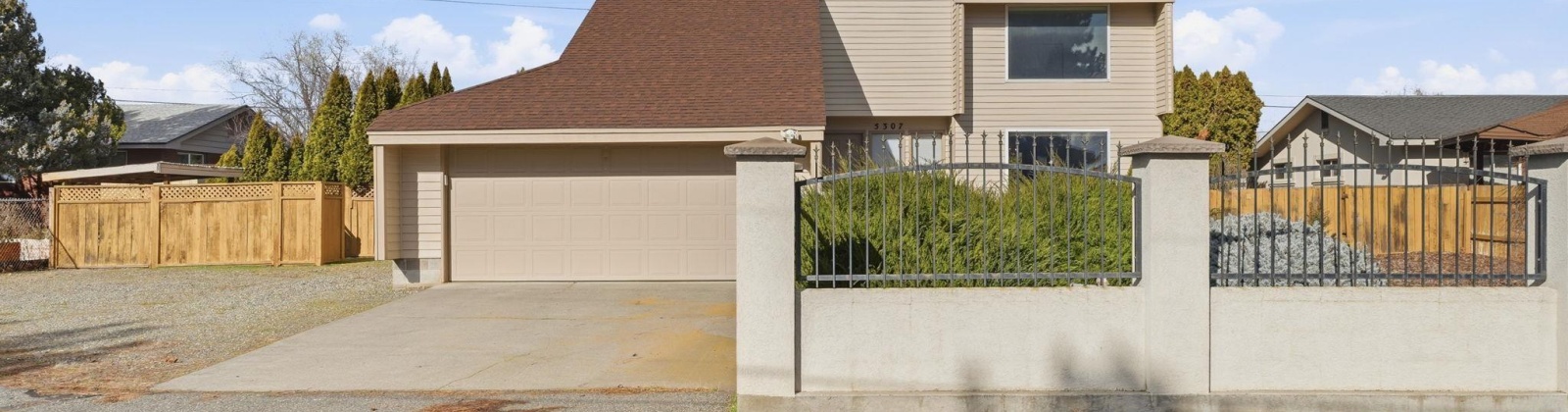 Irving, Pasco, Washington 99301, 4 Bedrooms Bedrooms, 0 ,3 BathroomsBathrooms,Houses,For Sale,Irving,0,290627