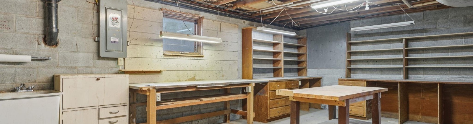 Irving, Pasco, Washington 99301, 4 Bedrooms Bedrooms, 0 ,3 BathroomsBathrooms,Houses,For Sale,Irving,0,290627