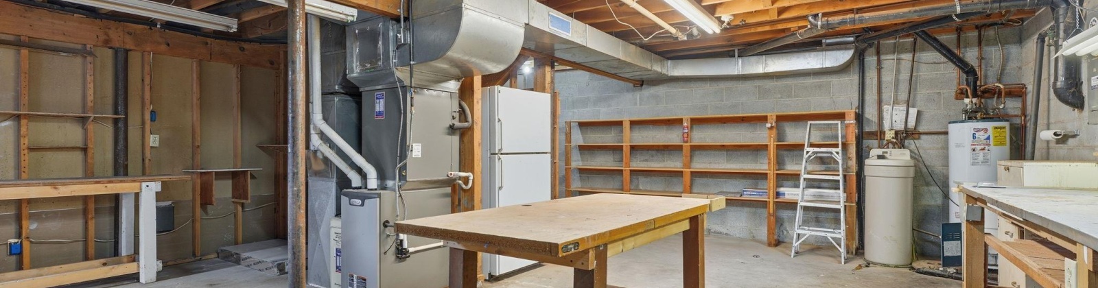 Irving, Pasco, Washington 99301, 4 Bedrooms Bedrooms, 0 ,3 BathroomsBathrooms,Houses,For Sale,Irving,0,290627