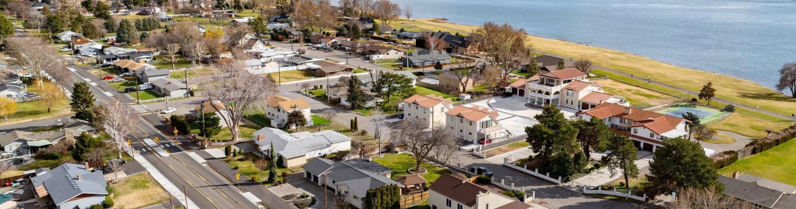 Irving, Pasco, Washington 99301, 4 Bedrooms Bedrooms, 0 ,3 BathroomsBathrooms,Houses,For Sale,Irving,0,290627