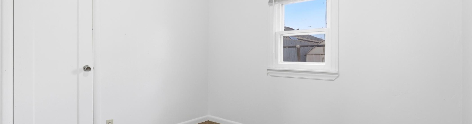 Rainier St., Kennewick, Washington 99336, 2 Bedrooms Bedrooms, 0 ,1 BathroomBathrooms,Houses,For Sale,Rainier St.,0,290651