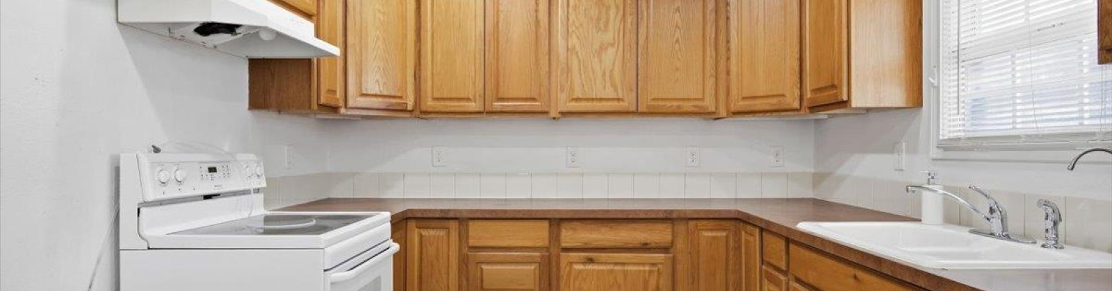 4th Pl, Kennewick, Washington 99336, 3 Bedrooms Bedrooms, 0 ,2 BathroomsBathrooms,Houses,For Sale,4th Pl,0,290676