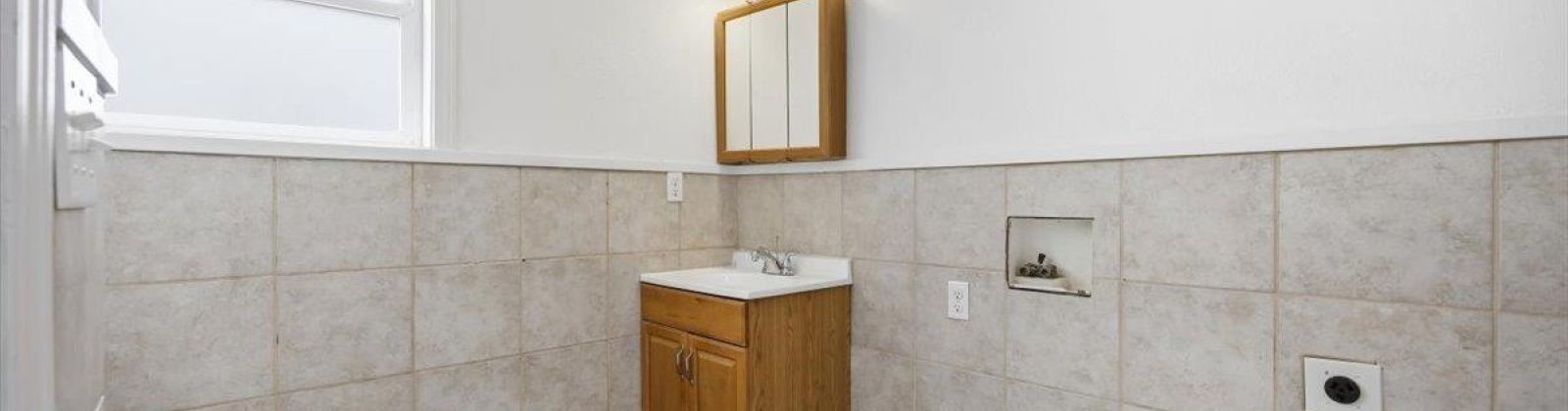 4th Pl, Kennewick, Washington 99336, 3 Bedrooms Bedrooms, 0 ,2 BathroomsBathrooms,Houses,For Sale,4th Pl,0,290676