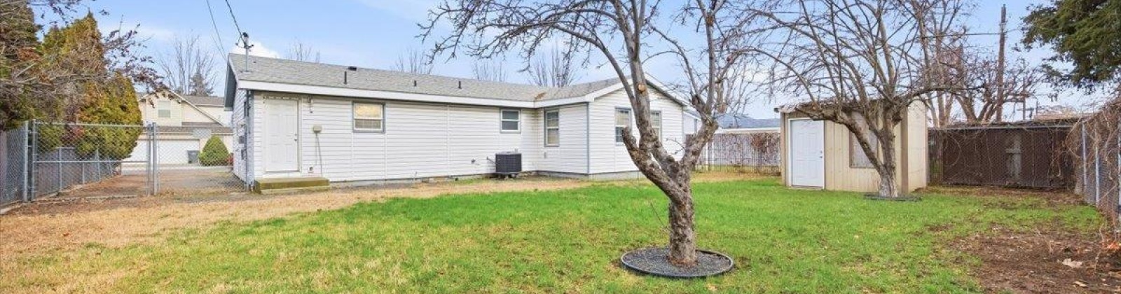 4th Pl, Kennewick, Washington 99336, 3 Bedrooms Bedrooms, 0 ,2 BathroomsBathrooms,Houses,For Sale,4th Pl,0,290676