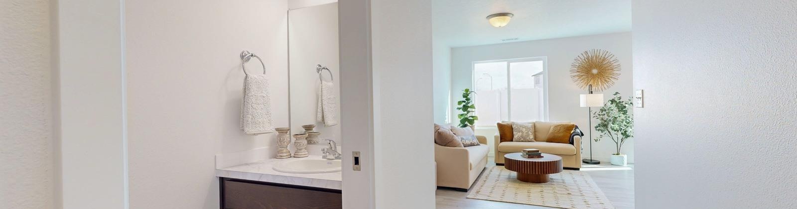 Yost Street, Kennewick, Washington 99336, 3 Bedrooms Bedrooms, 0 ,3 BathroomsBathrooms,Condos/townhomes,For Sale,Yost Street,0,290671