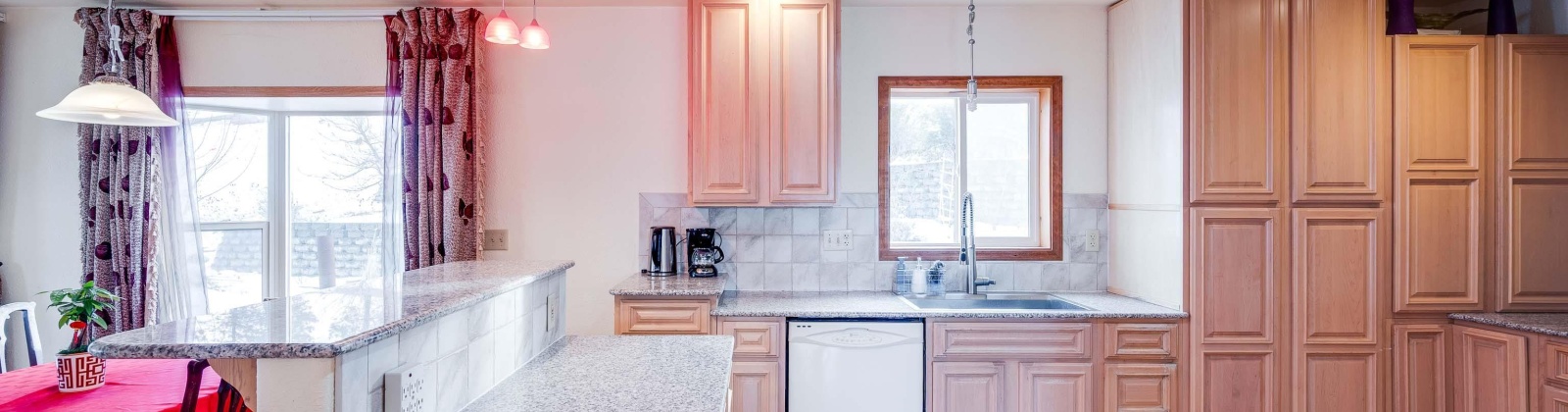 Robert St, Pullman, Washington 99163, 5 Bedrooms Bedrooms, 0 ,4 BathroomsBathrooms,Houses,For Sale,Robert St,0,290672