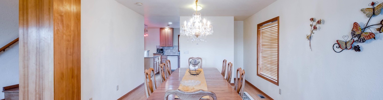 Robert St, Pullman, Washington 99163, 5 Bedrooms Bedrooms, 0 ,4 BathroomsBathrooms,Houses,For Sale,Robert St,0,290672