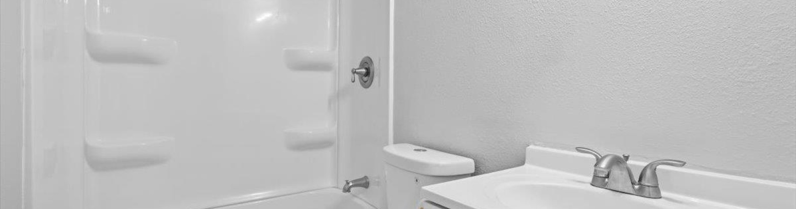 4th Pl, Kennewick, Washington 99336, 3 Bedrooms Bedrooms, 0 ,1 BathroomBathrooms,Houses,For Sale,4th Pl,0,290675