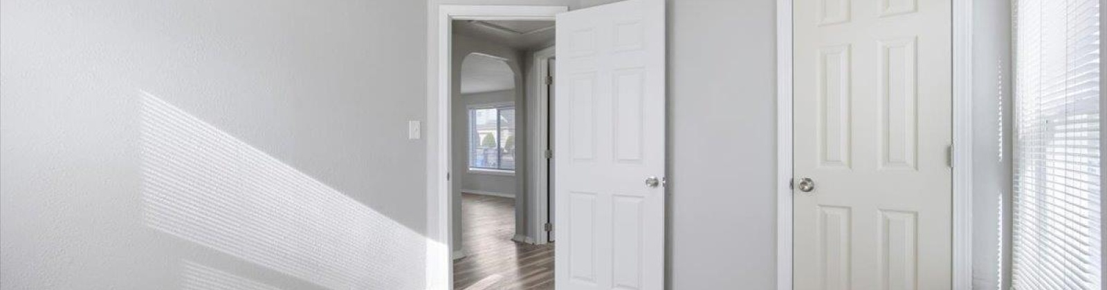 4th Pl, Kennewick, Washington 99336, 3 Bedrooms Bedrooms, 0 ,1 BathroomBathrooms,Houses,For Sale,4th Pl,0,290675