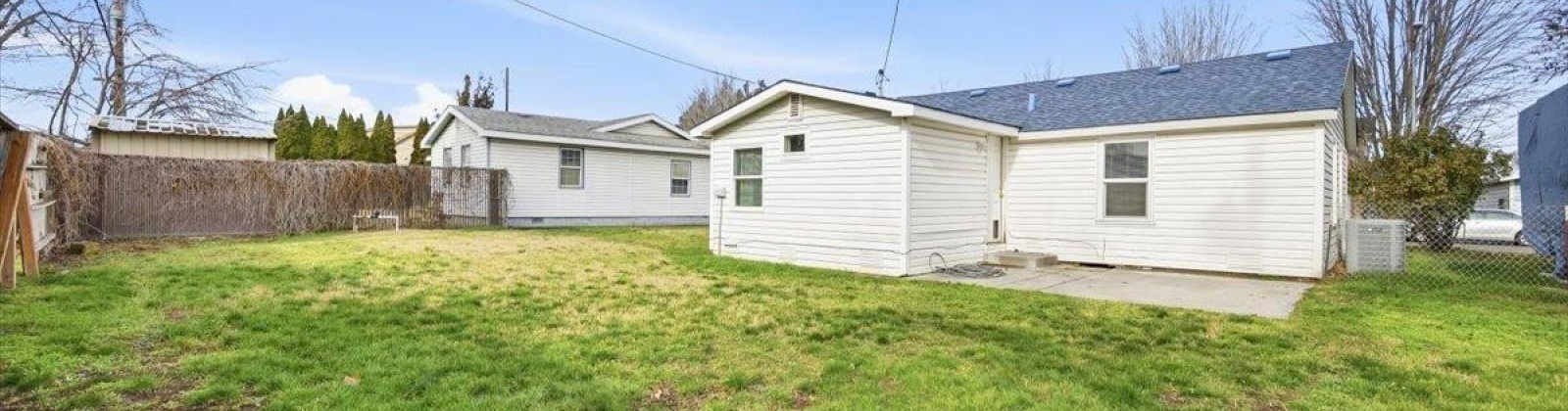 4th Pl, Kennewick, Washington 99336, 3 Bedrooms Bedrooms, 0 ,1 BathroomBathrooms,Houses,For Sale,4th Pl,0,290675