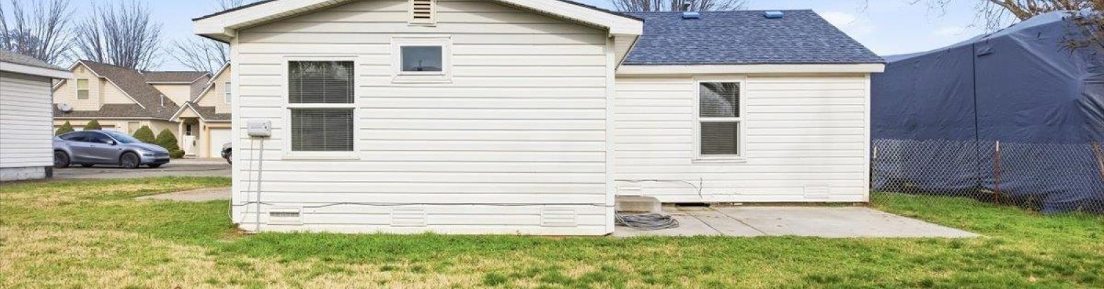 4th Pl, Kennewick, Washington 99336, 3 Bedrooms Bedrooms, 0 ,1 BathroomBathrooms,Houses,For Sale,4th Pl,0,290675