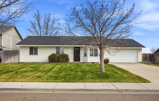 Iris St., West Richland, Washington 99353, 3 Bedrooms Bedrooms, 0 ,2 BathroomsBathrooms,Houses,For Sale,Iris St.,0,290673