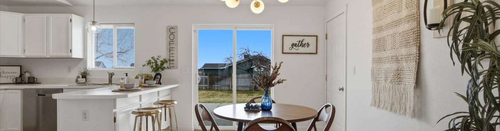 Iris St., West Richland, Washington 99353, 3 Bedrooms Bedrooms, 0 ,2 BathroomsBathrooms,Houses,For Sale,Iris St.,0,290673