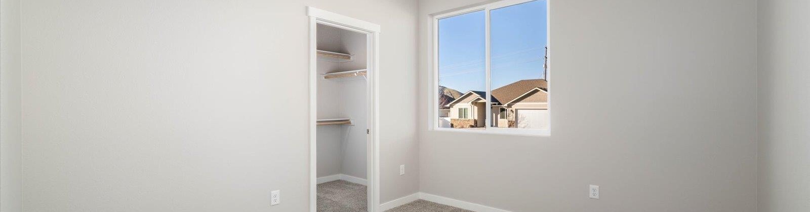 16th Place, Kennewick, Washington 99338, 3 Bedrooms Bedrooms, 0 ,2 BathroomsBathrooms,Houses,For Sale,16th Place,0,290774