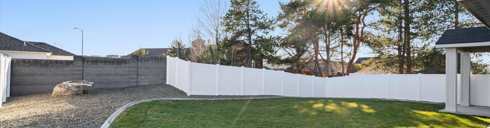 16th Place, Kennewick, Washington 99338, 3 Bedrooms Bedrooms, 0 ,2 BathroomsBathrooms,Houses,For Sale,16th Place,0,290774