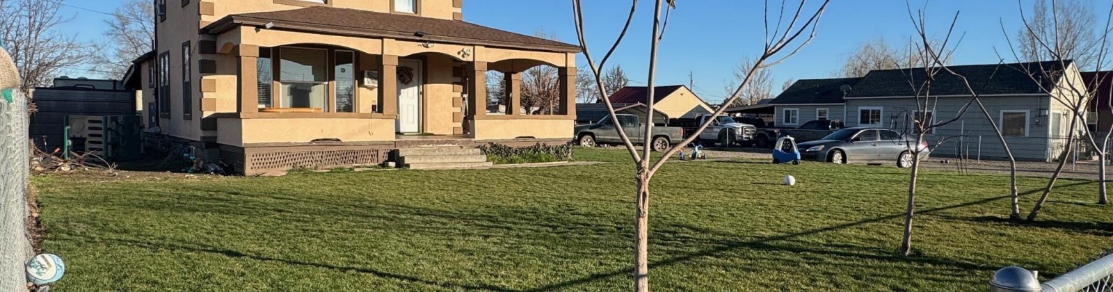 11th Street, Sunnyside, Washington 98944, 3 Bedrooms Bedrooms, 0 ,2 BathroomsBathrooms,Houses,For Sale,11th Street,0,290815