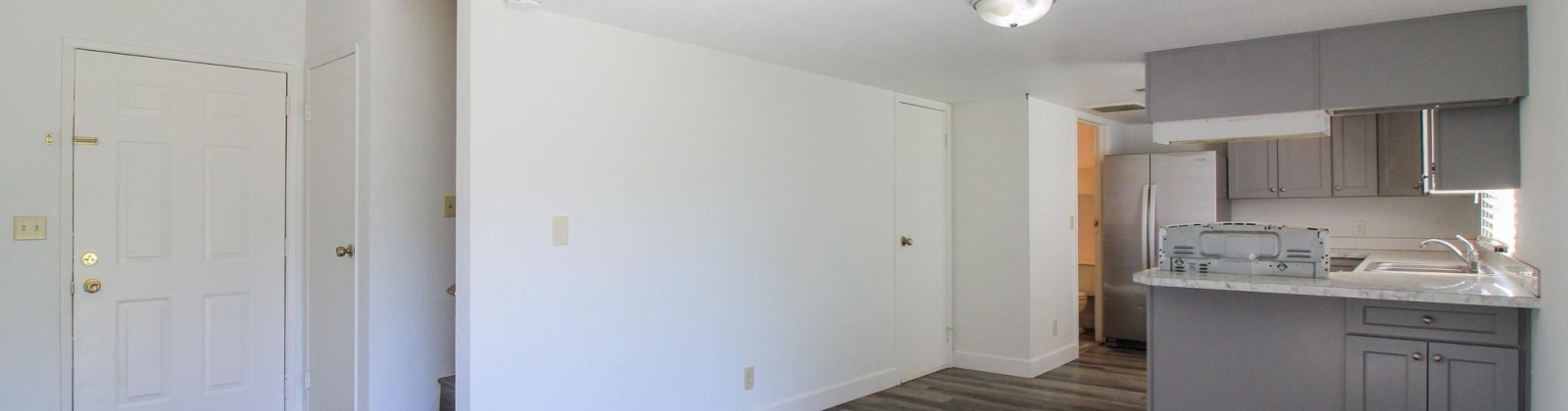 9th Avenue Unit B, Kennewick, Washington 99336, 2 Bedrooms Bedrooms, 0 ,2 BathroomsBathrooms,Commercial,For Rent,9th Avenue Unit B,0,290859