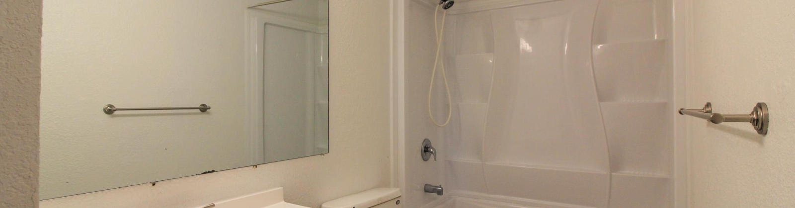 9th Avenue Unit B, Kennewick, Washington 99336, 2 Bedrooms Bedrooms, 0 ,2 BathroomsBathrooms,Commercial,For Rent,9th Avenue Unit B,0,290859