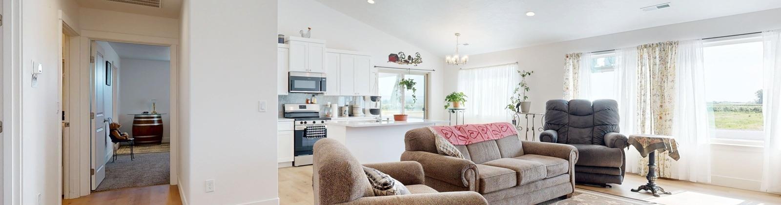 Diamond Avenue, Grandview, Washington 98930, 3 Bedrooms Bedrooms, 0 ,2 BathroomsBathrooms,Houses,For Sale,Diamond Avenue,0,290861