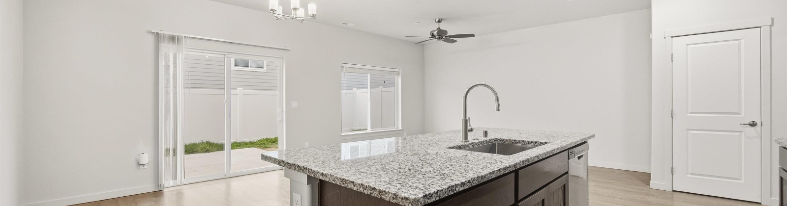 Quillan Place, Kennewick, Washington 99336, 3 Bedrooms Bedrooms, 0 ,3 BathroomsBathrooms,Condos/townhomes,For Sale,Quillan Place,0,291275