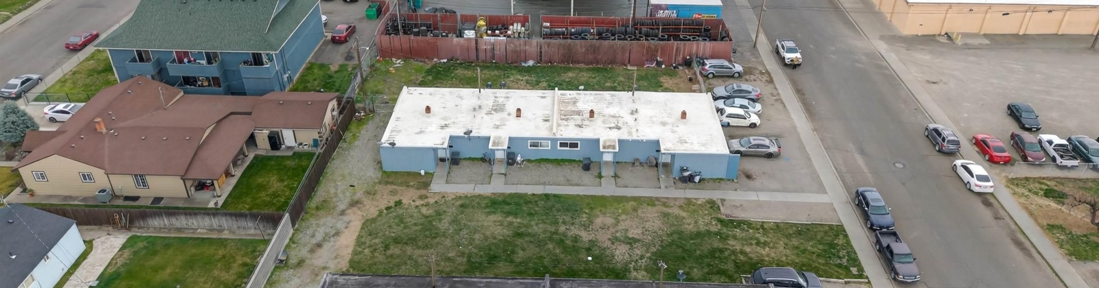 10Th Ave, Pasco, Washington 99301, 6 Bedrooms Bedrooms, 0 ,6 BathroomsBathrooms,Multi-family,For Sale,10Th Ave,0,291303