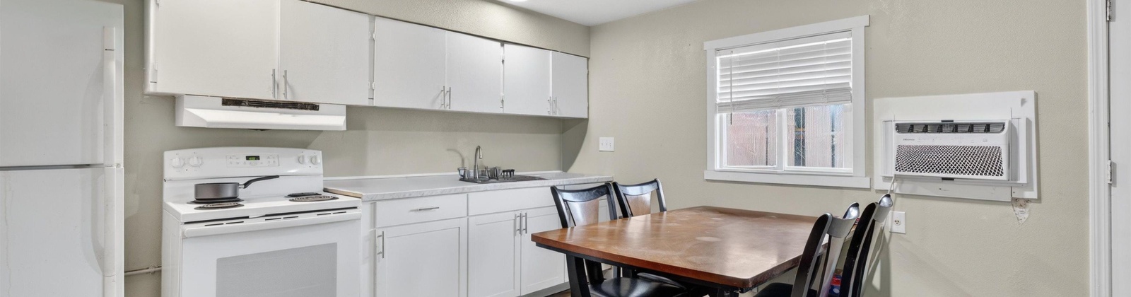 10Th Ave, Pasco, Washington 99301, 6 Bedrooms Bedrooms, 0 ,6 BathroomsBathrooms,Multi-family,For Sale,10Th Ave,0,291303