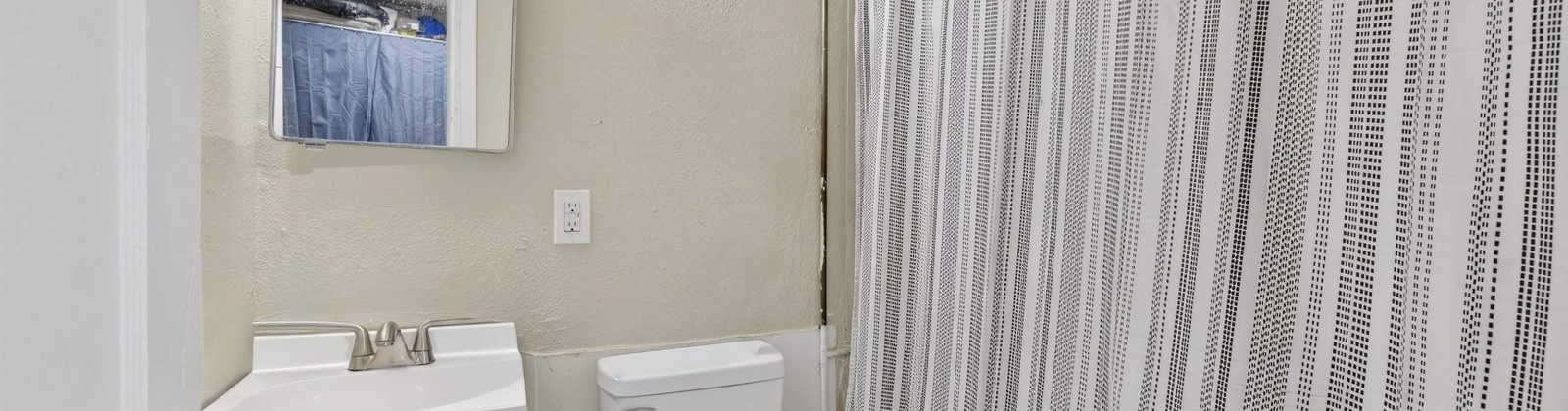 10Th Ave, Pasco, Washington 99301, 6 Bedrooms Bedrooms, 0 ,6 BathroomsBathrooms,Multi-family,For Sale,10Th Ave,0,291303