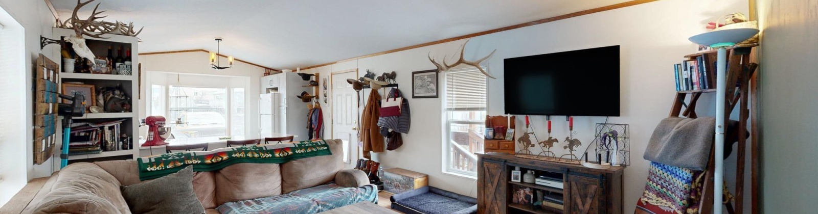 Golden Hills Dr. #38, Pullman, Washington 99163, 2 Bedrooms Bedrooms, 0 ,1 BathroomBathrooms,Manufactured Homes,For Sale,Golden Hills Dr. #38,0,291389