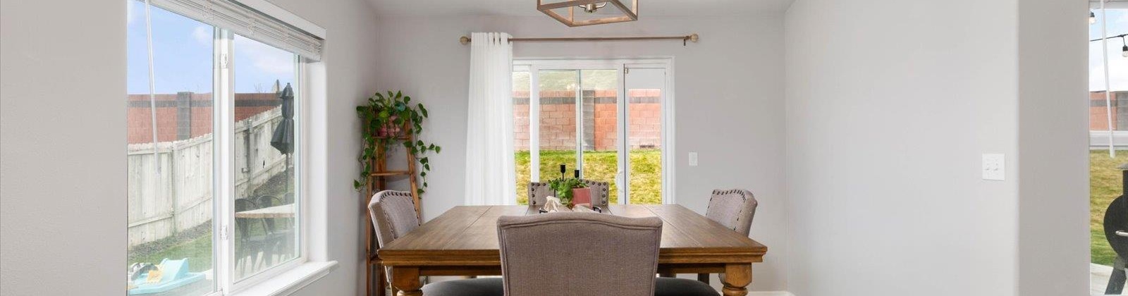 Pinehurst Street, West Richland, Washington 99353, 3 Bedrooms Bedrooms, 0 ,2 BathroomsBathrooms,Houses,For Sale,Pinehurst Street,0,291392