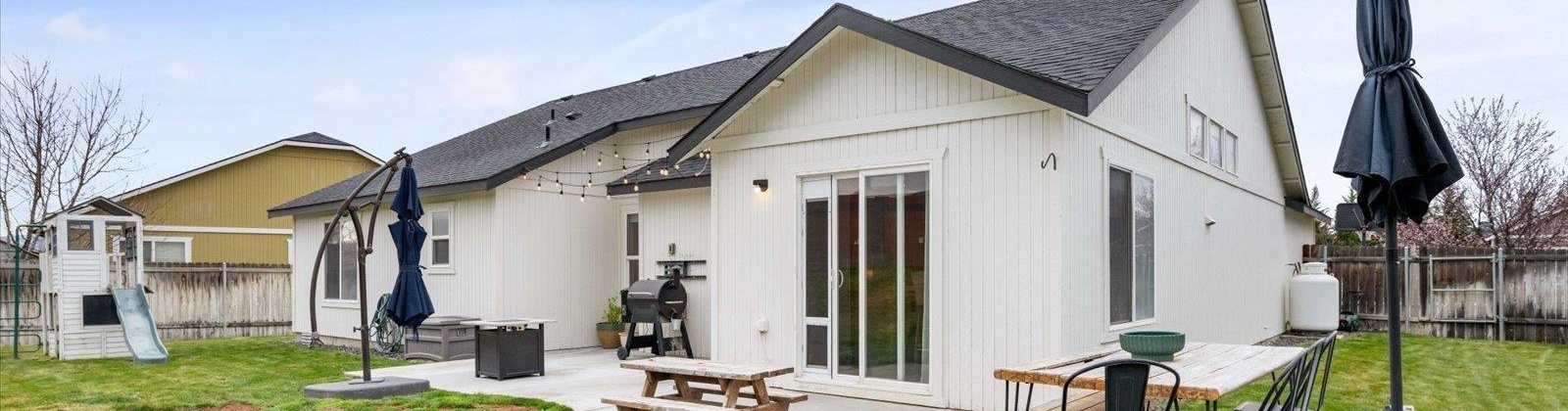 Pinehurst Street, West Richland, Washington 99353, 3 Bedrooms Bedrooms, 0 ,2 BathroomsBathrooms,Houses,For Sale,Pinehurst Street,0,291392