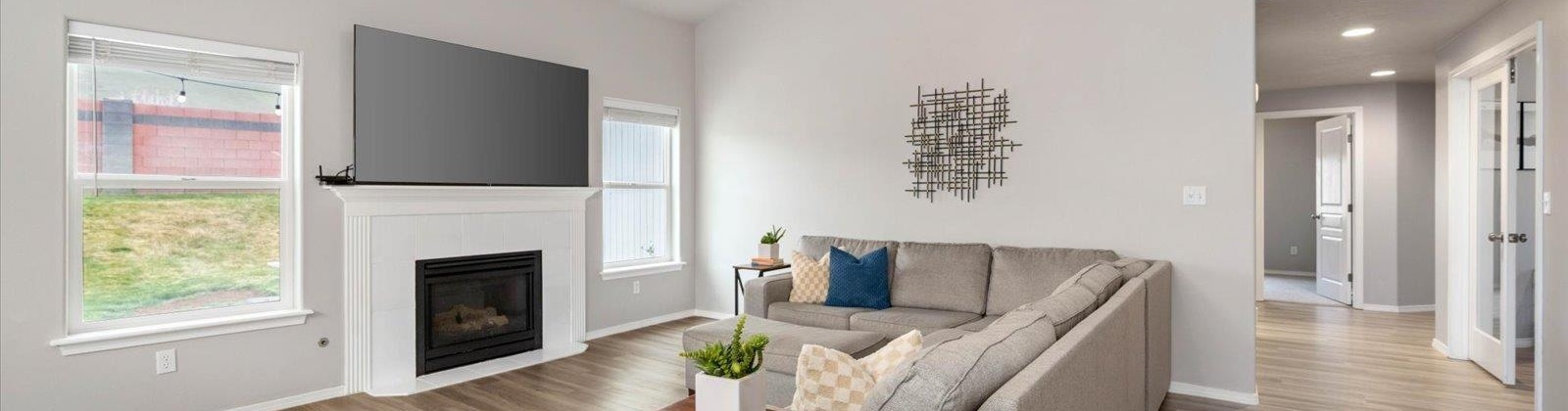 Pinehurst Street, West Richland, Washington 99353, 3 Bedrooms Bedrooms, 0 ,2 BathroomsBathrooms,Houses,For Sale,Pinehurst Street,0,291392