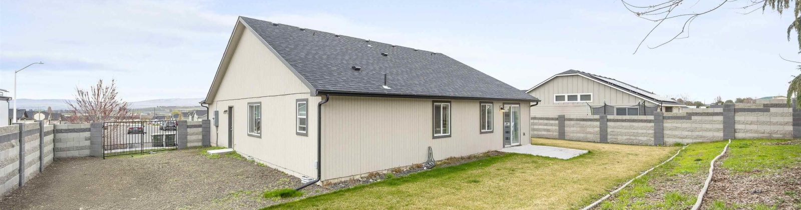 Pappys Way, Grandview, Washington 98930, 3 Bedrooms Bedrooms, 0 ,2 BathroomsBathrooms,Houses,For Sale,Pappys Way,0,291404