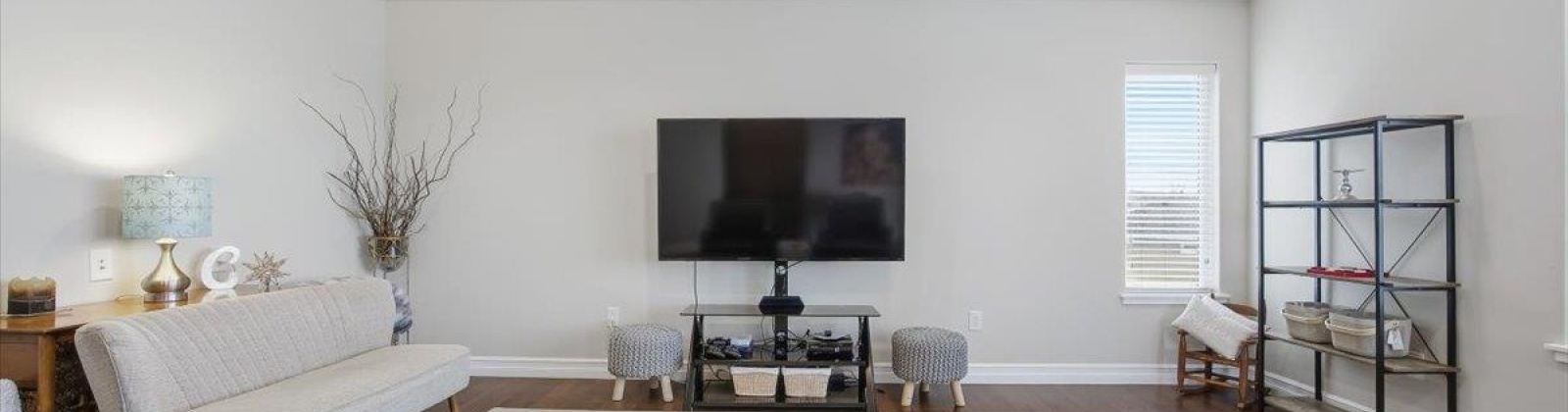 Tulip Ct., Pasco, Washington 99301, 4 Bedrooms Bedrooms, 0 ,3 BathroomsBathrooms,Houses,For Sale,Tulip Ct.,0,291410