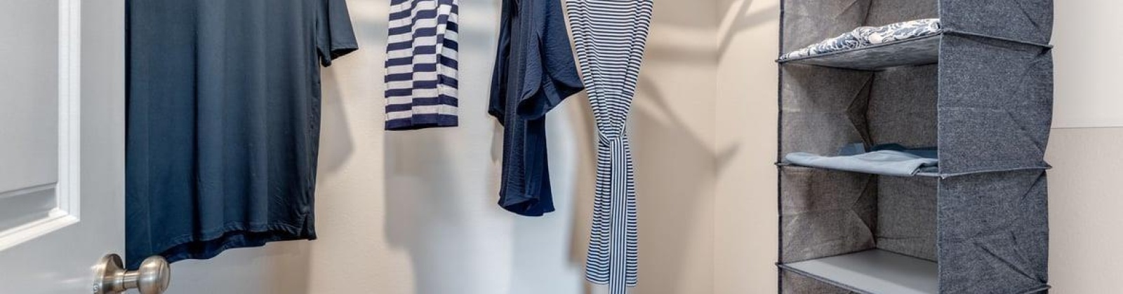 Sandstone Dr, Pasco, Washington 99301, 3 Bedrooms Bedrooms, 0 ,3 BathroomsBathrooms,Houses,For Sale,Sandstone Dr,0,291441